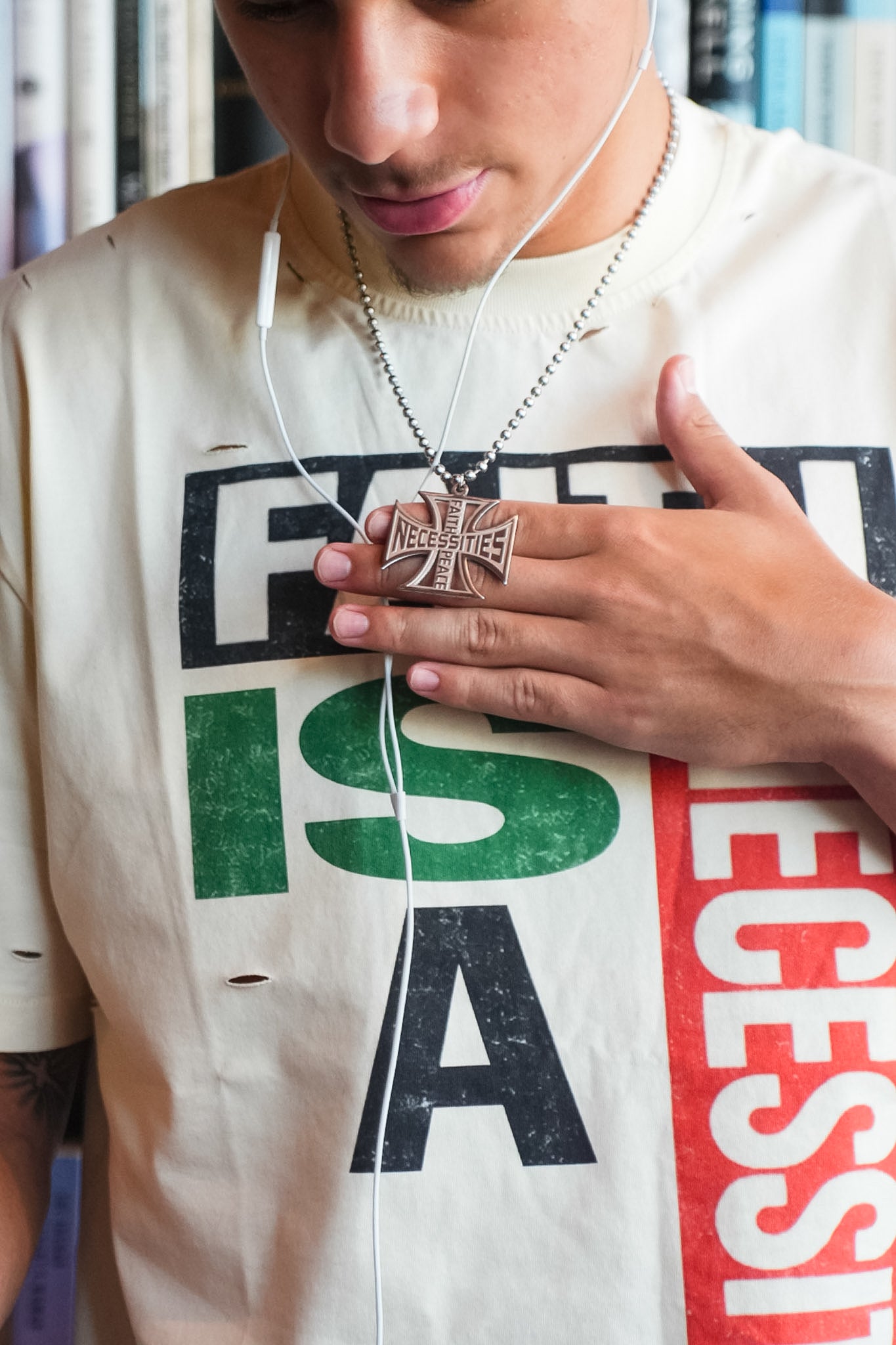 FAITH TEE + CORE CHAIN BUNDLE